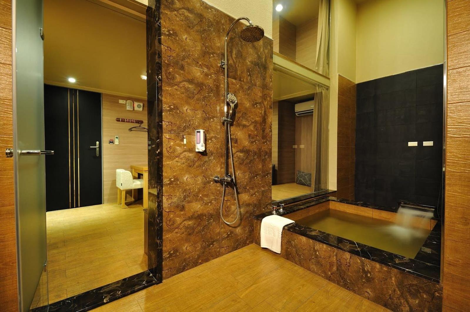 58˚ Hotspring Hotel Jiaoxi Δωμάτιο φωτογραφία